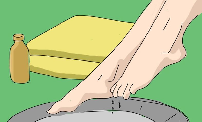 Koupel z jablečného octa na plísně nohou